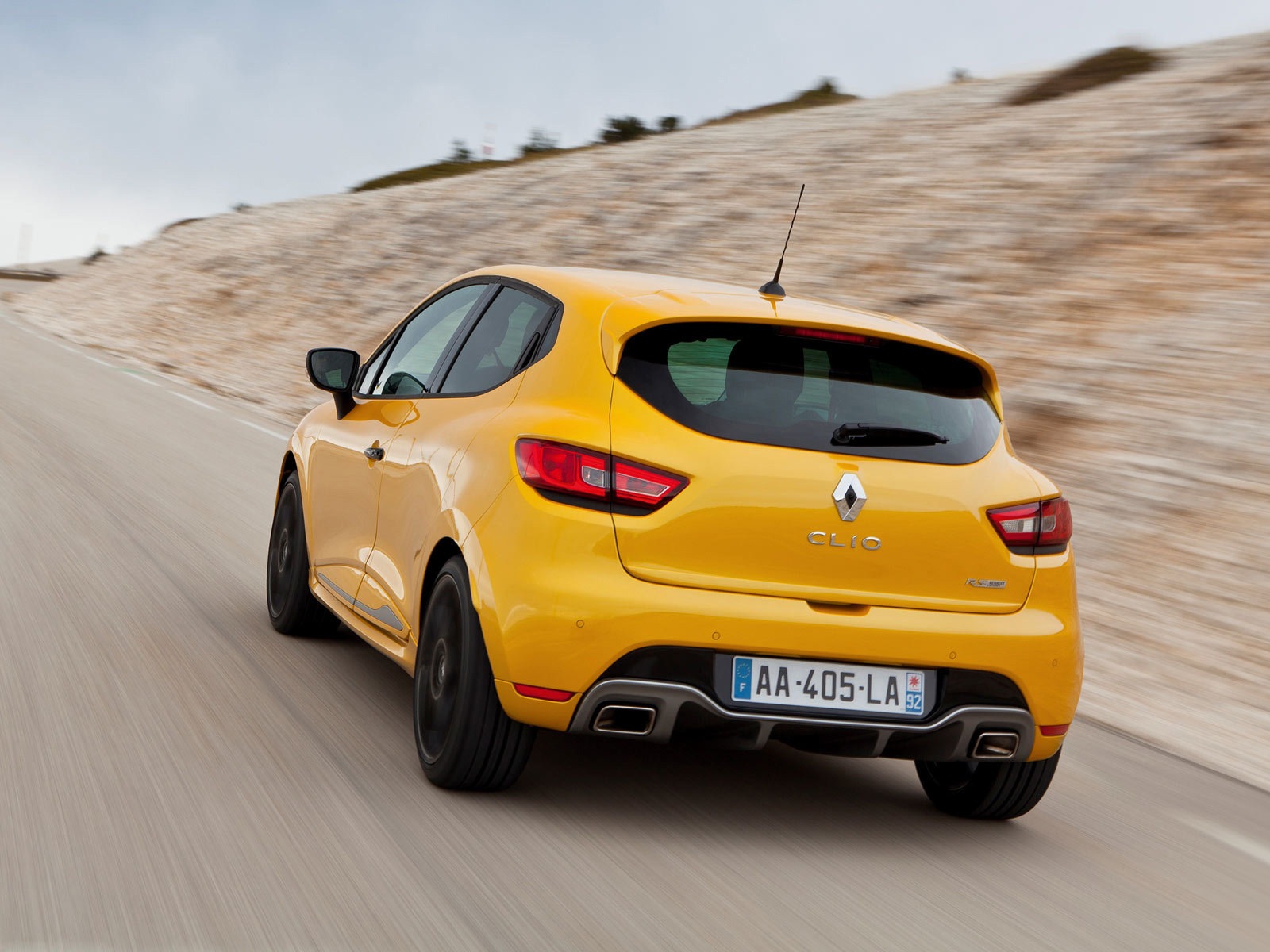 2013 Renault Clio RS 200 gelbe Farbe Auto HD Wallpaper #11 - 1600x1200