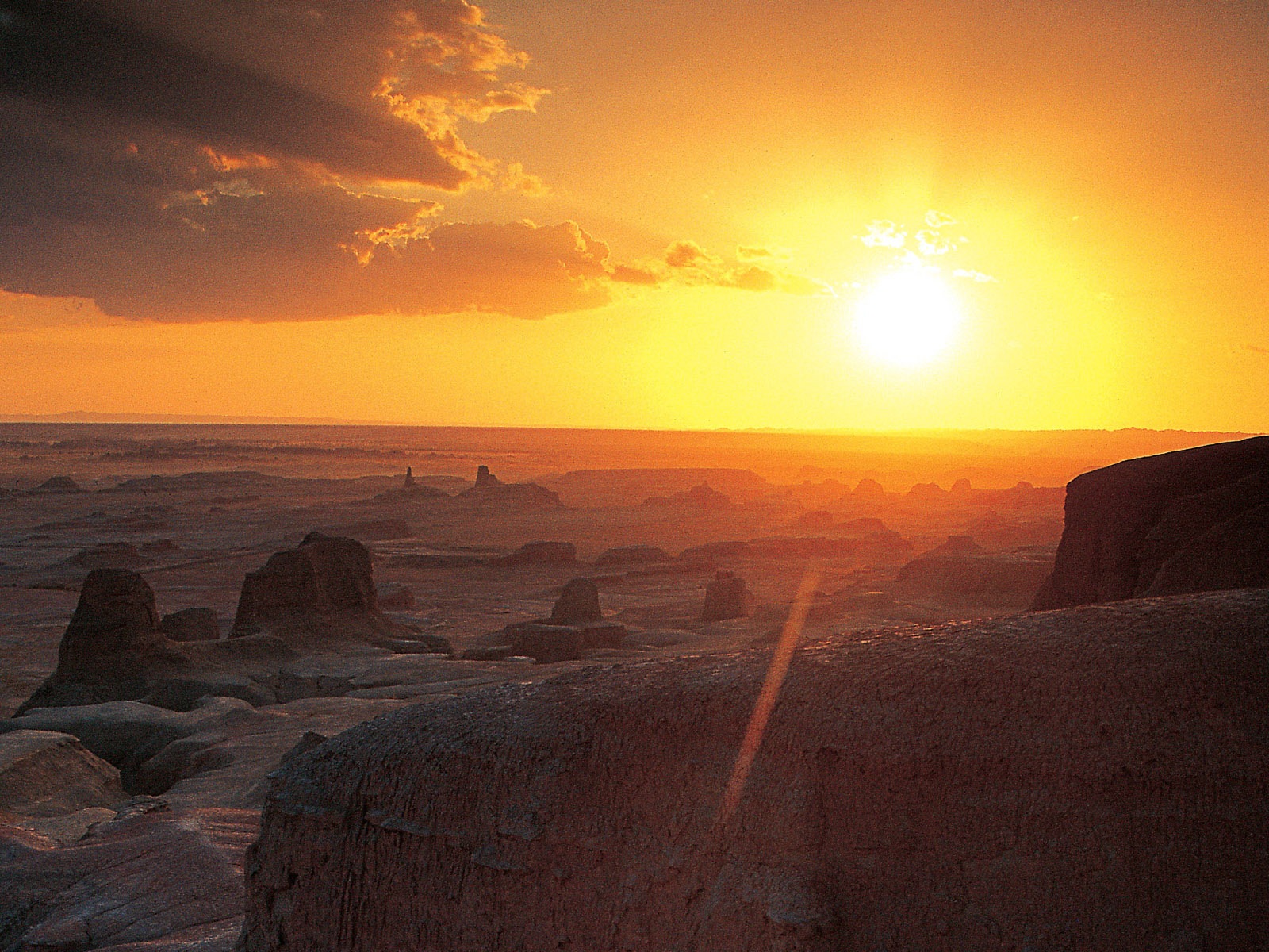 Les déserts chauds et arides, de Windows 8 fonds d'écran widescreen panoramique #12 - 1600x1200