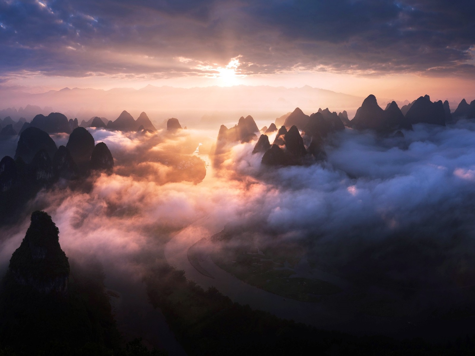 朦朧的清晨風景，Windows 8 主題壁紙 #13 - 1600x1200