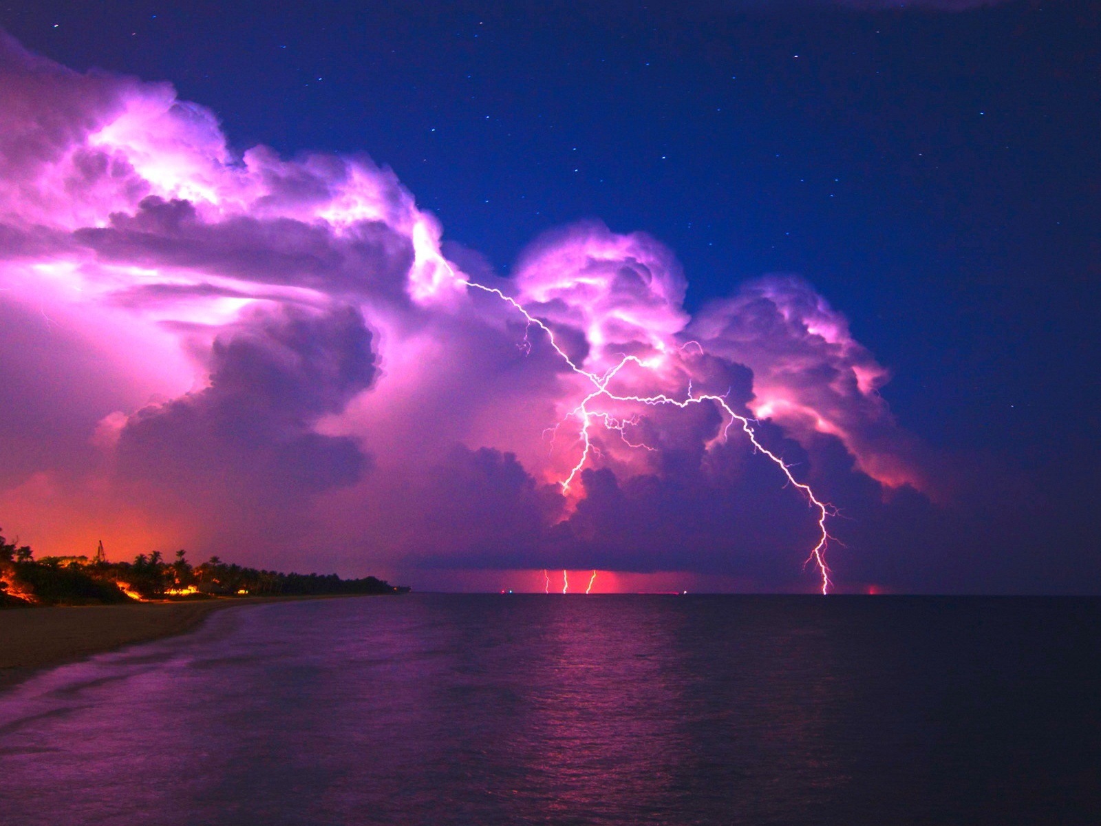 Lightning Thunder HD tapety na plochu #17 - 1600x1200
