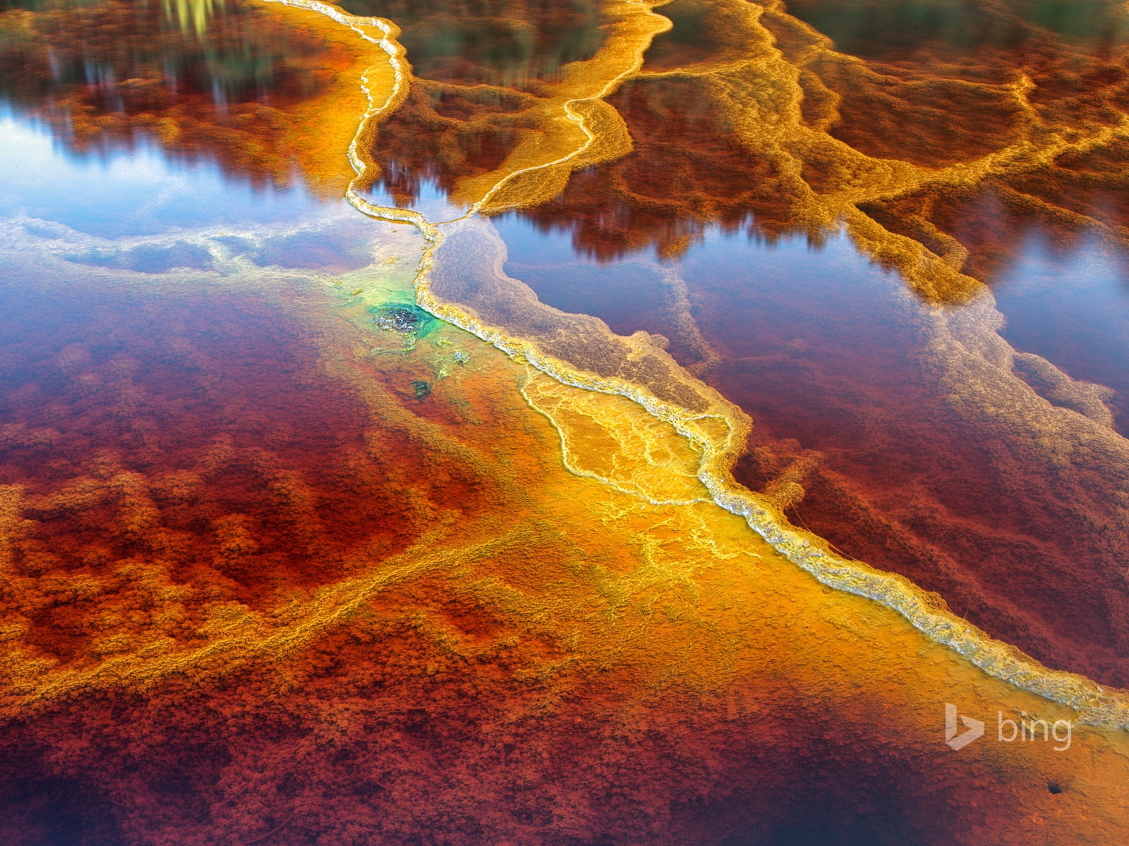 Října 2014 Bing scenérie HD Tapety na plochu #1 - 1600x1200
