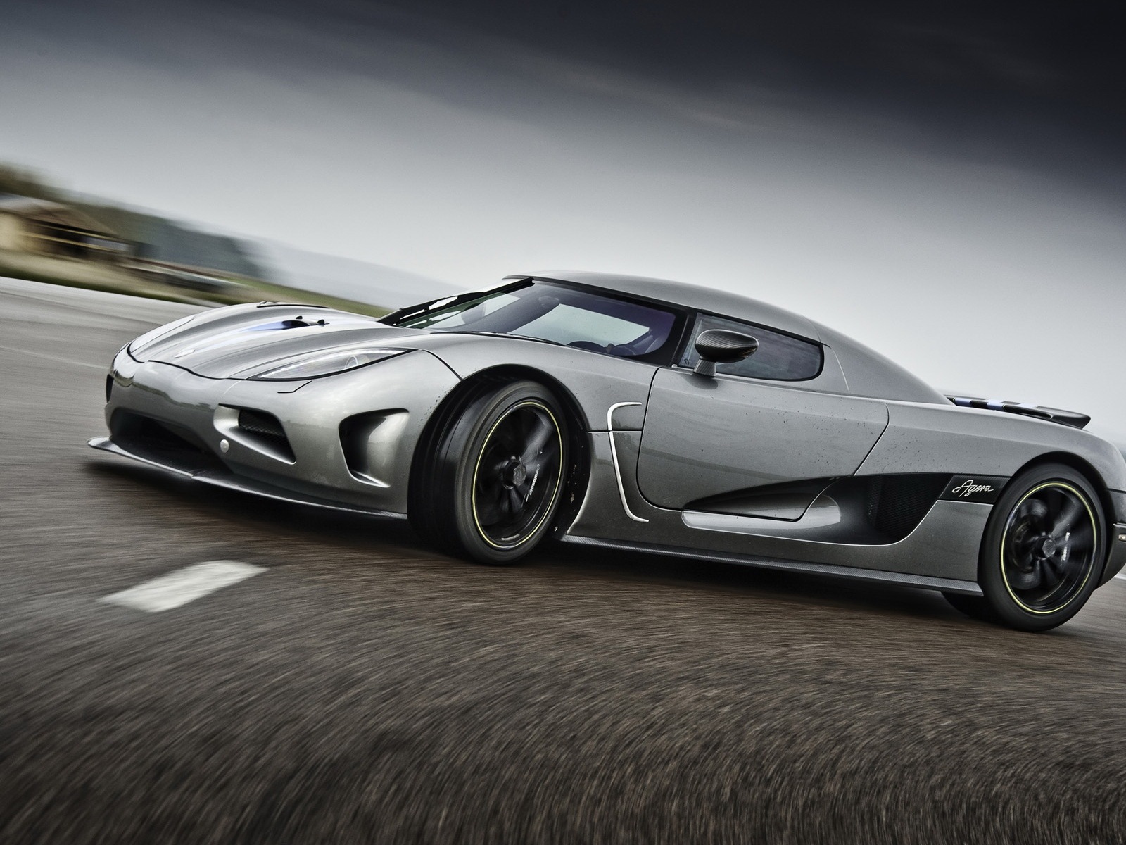 Koenigsegg fonds d'écran supercar HD #1 - 1600x1200