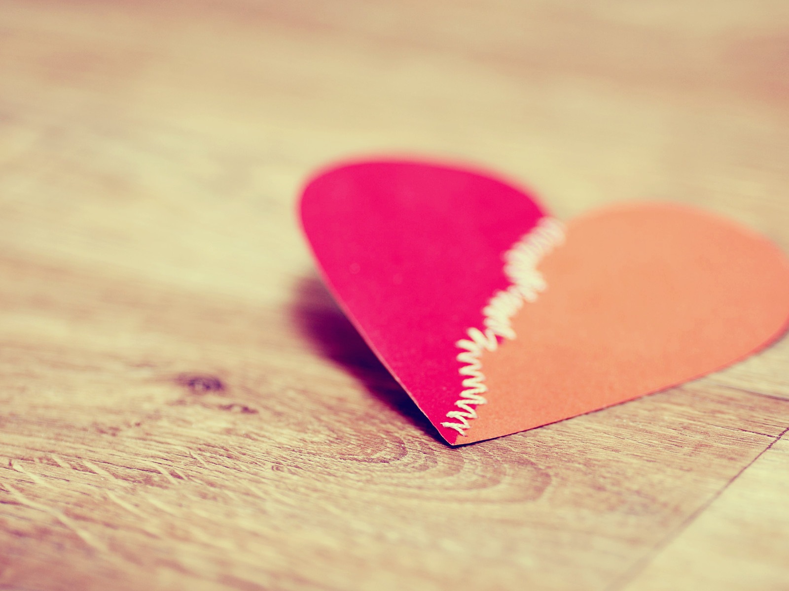 The theme of love, creative heart-shaped HD wallpapers #5 - 1600x1200