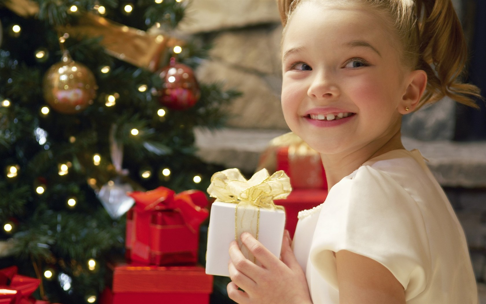 La gente celebra la Navidad Fondos de Inicio #40 - 1680x1050