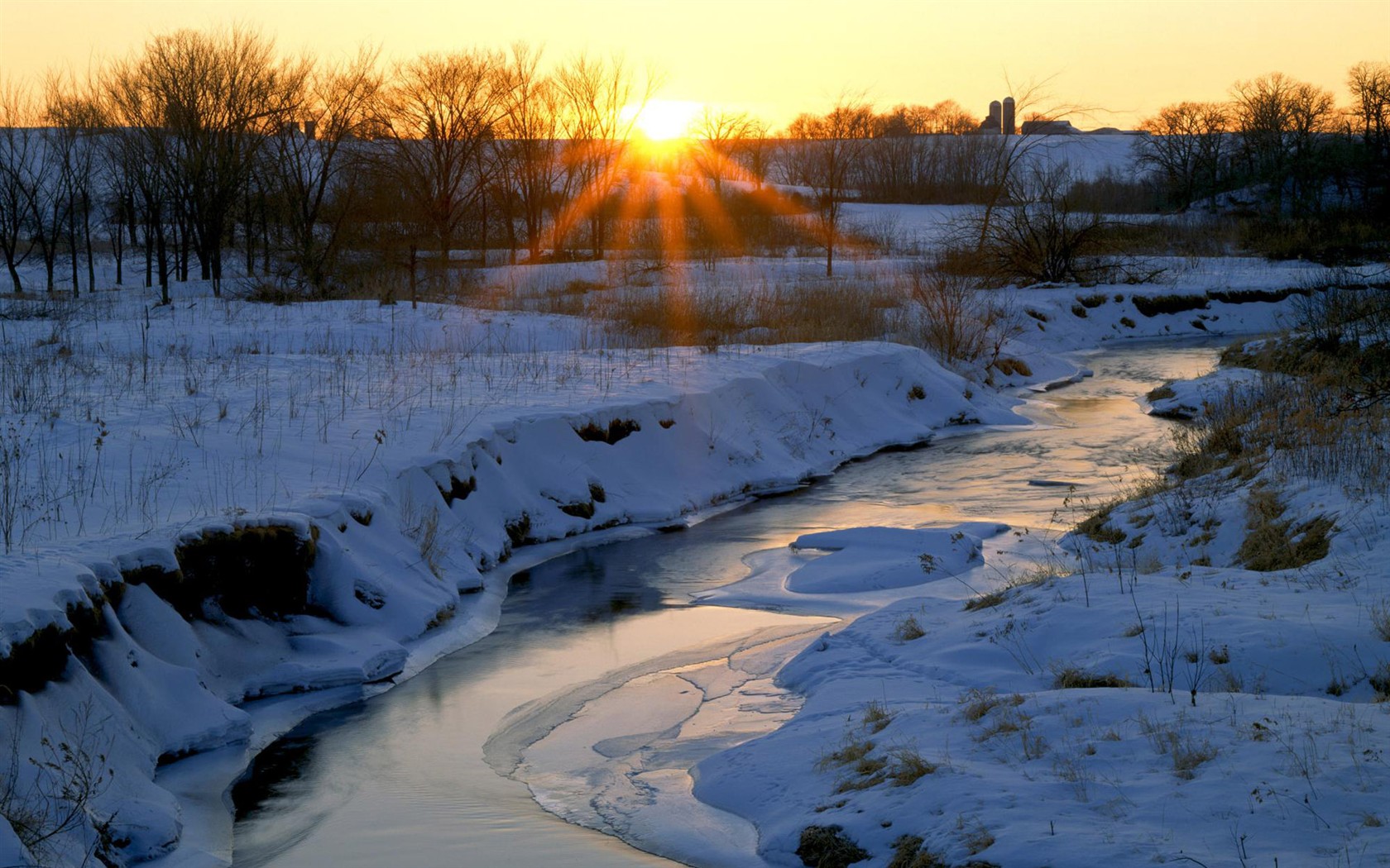 Beautiful sunrise and sunset wallpaper #33 - 1680x1050