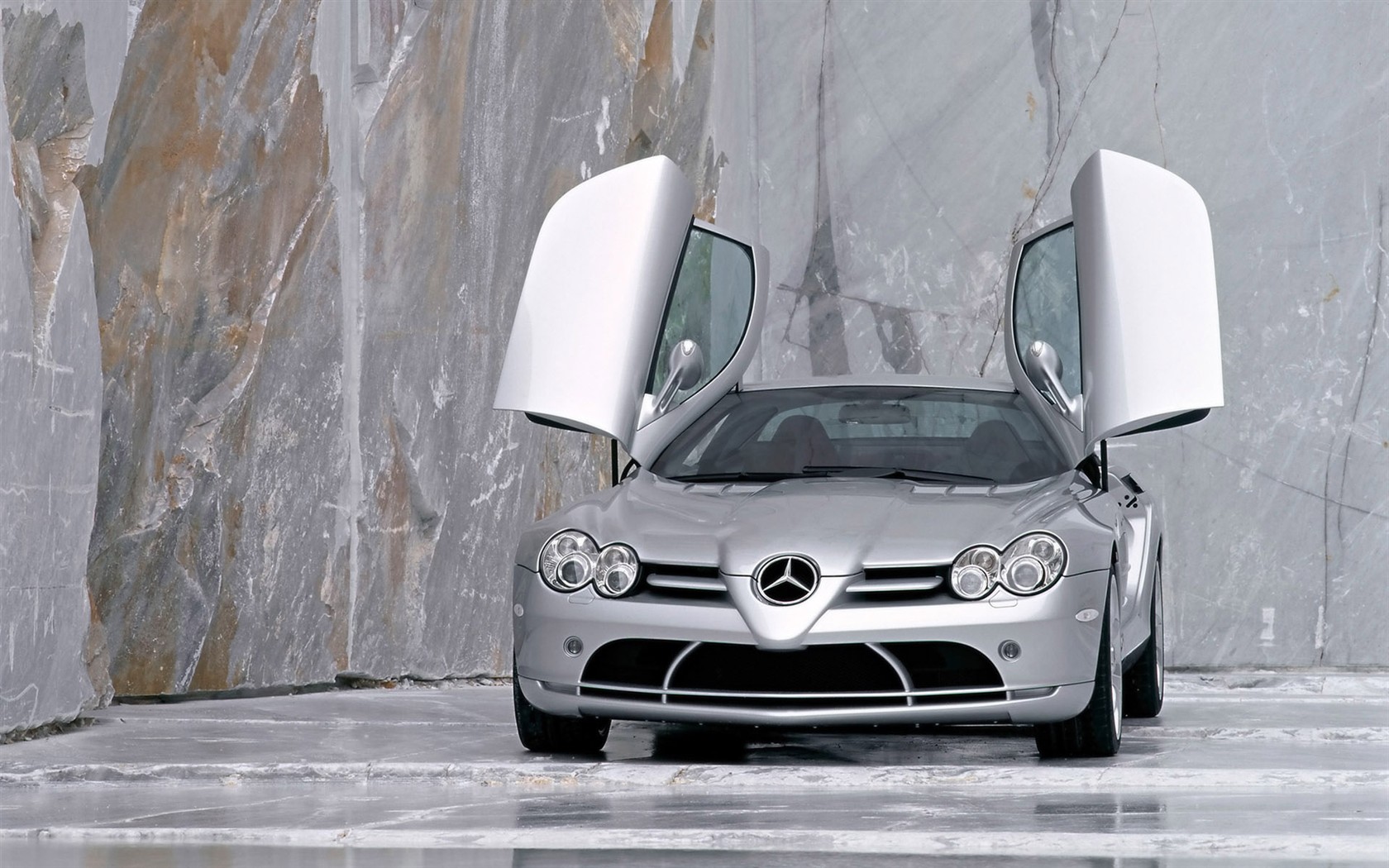 Mercedes Benz Wallpapers Album #8 - 1680x1050