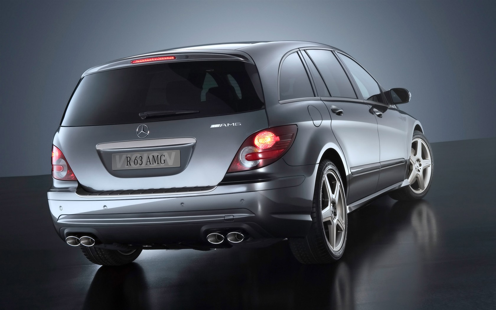 Mercedes Benz tapety Album #18 - 1680x1050