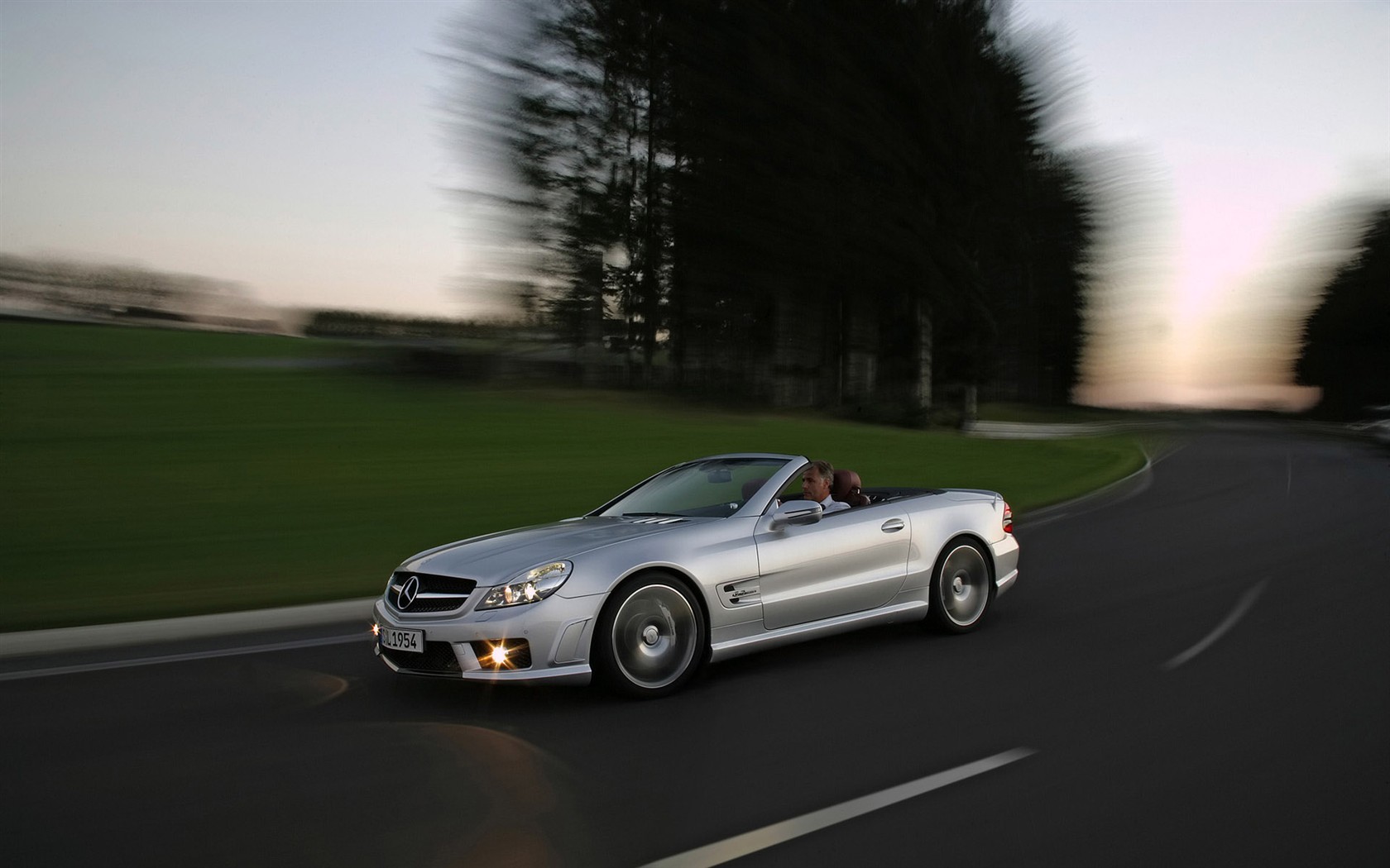 Mercedes Benz wallpaper album (2) #3 - 1680x1050