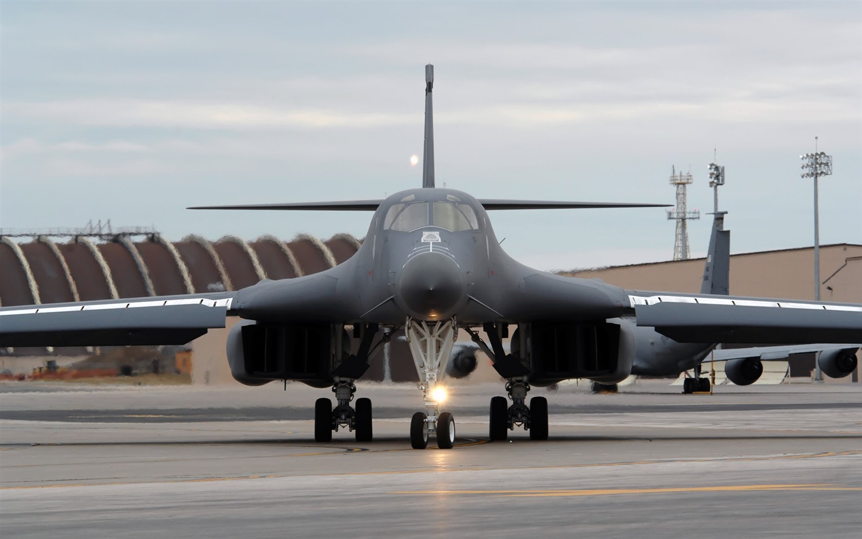 Fond d'écran HD avions militaires #2 - 1680x1050