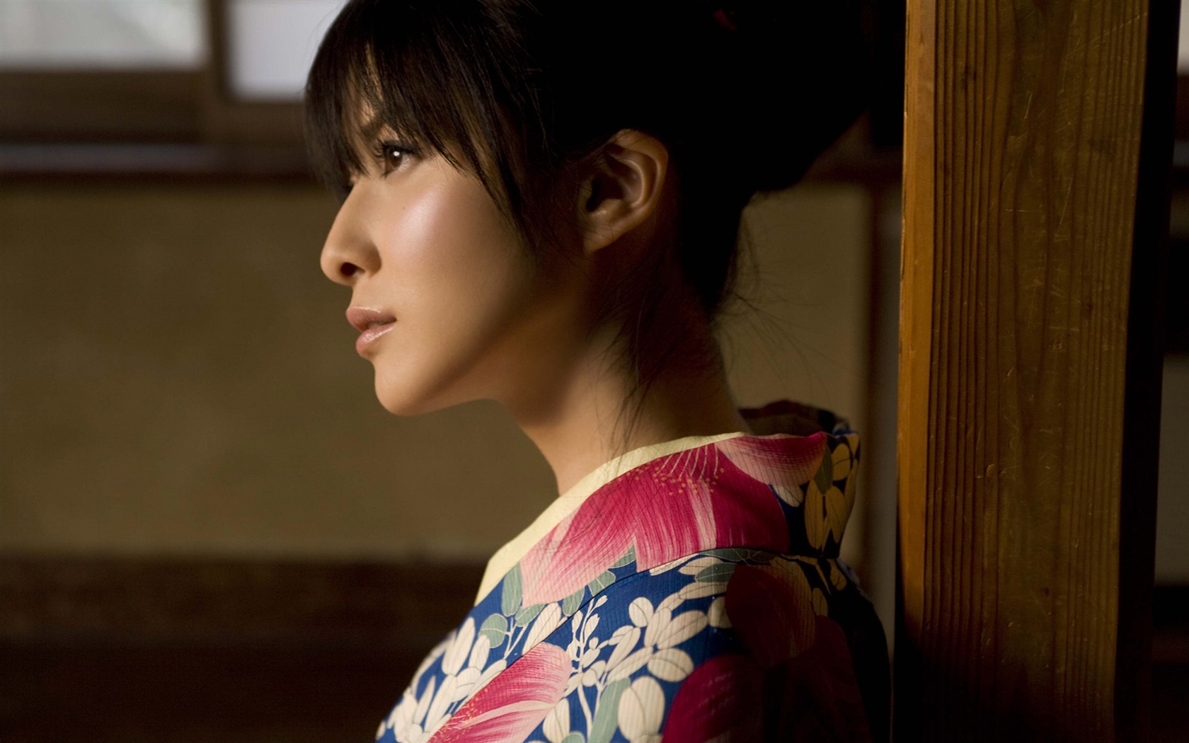 美女松木里菜 壁紙專輯(三) #20 - 1680x1050
