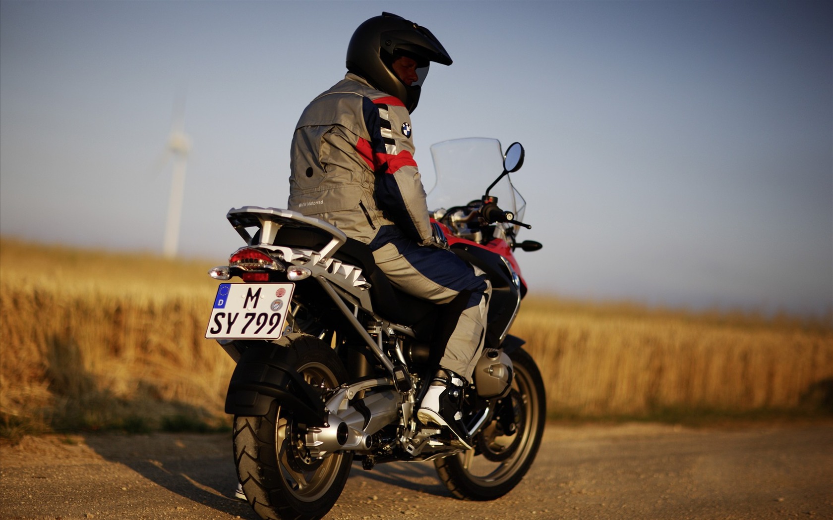 2010 BMW motorcycle wallpapers #14 - 1680x1050