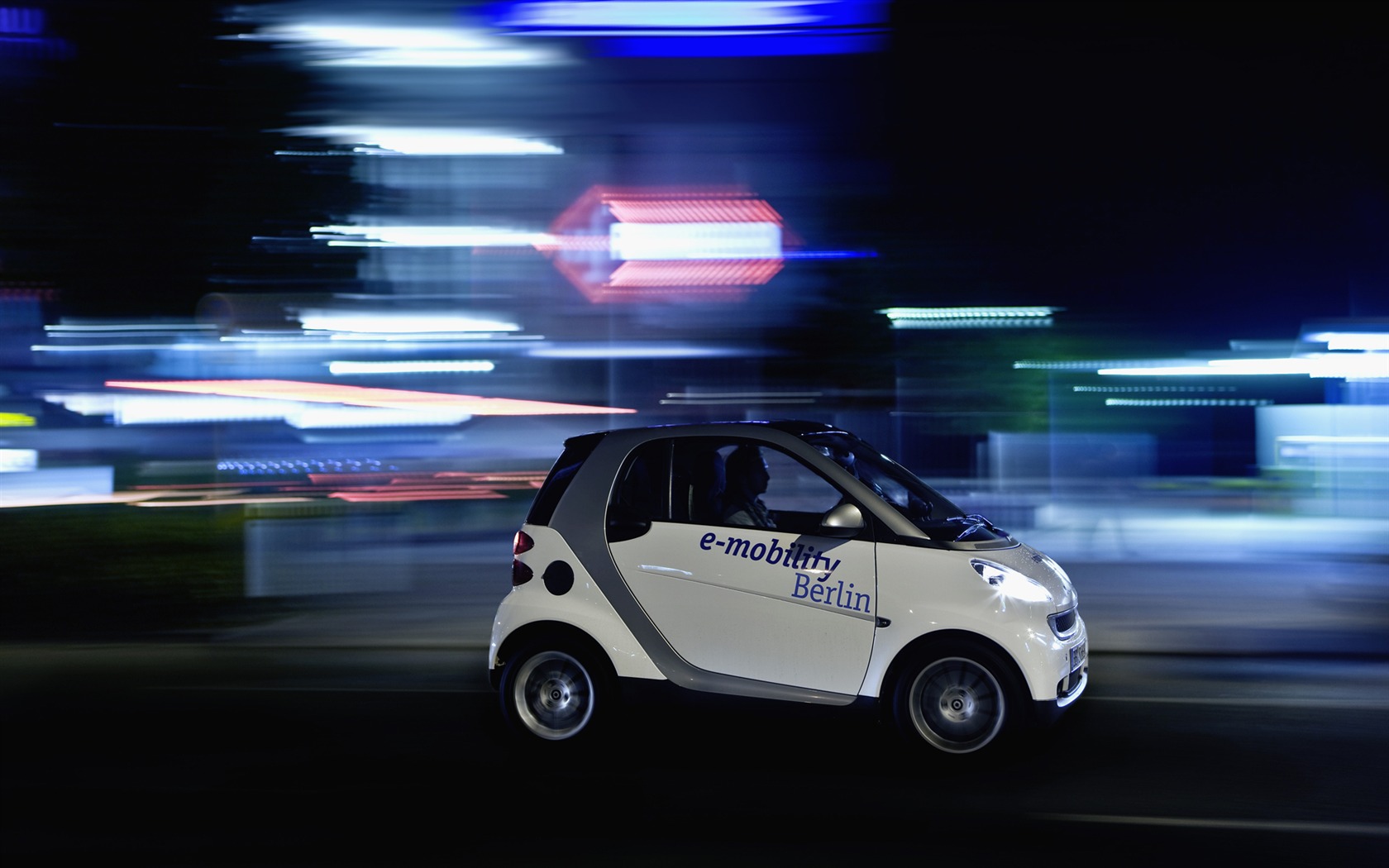 Smart venkovní foto Wallpaper #10 - 1680x1050