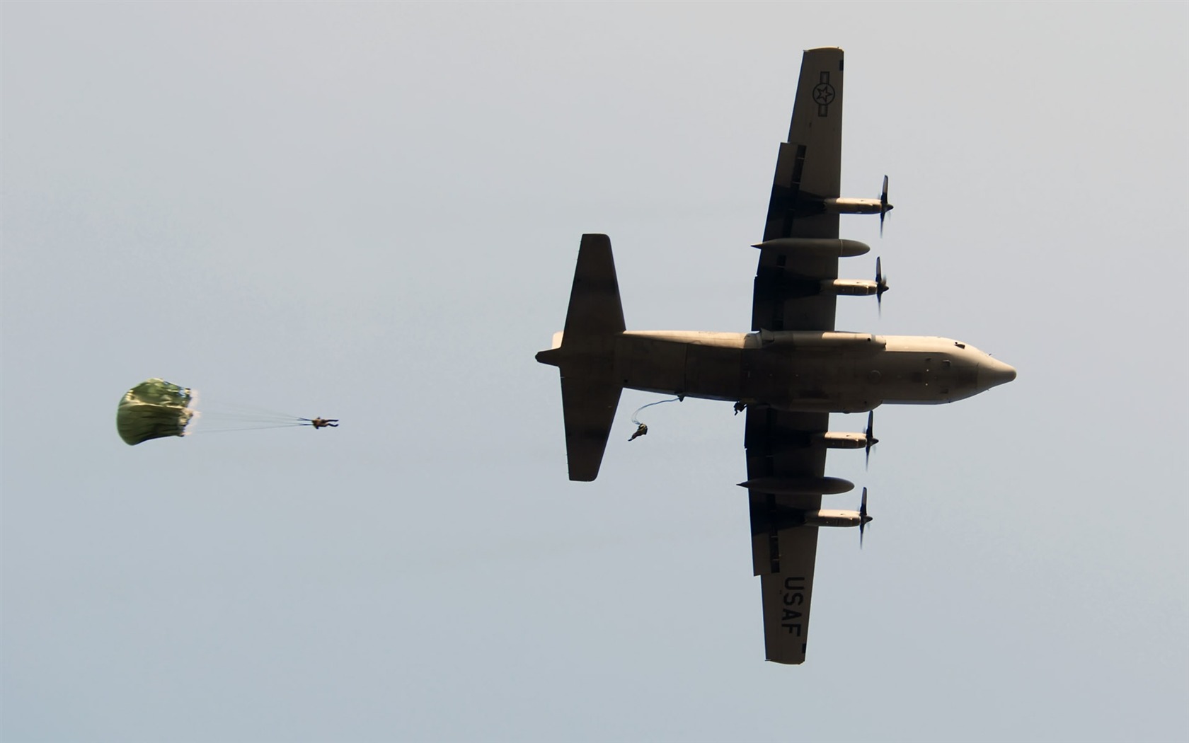 Widescreen wallpaper military aircraft #14 - 1680x1050