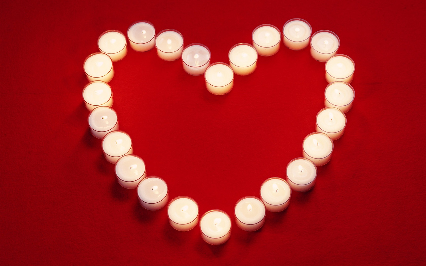 Love heart wallpaper album (1) #9 - 1680x1050