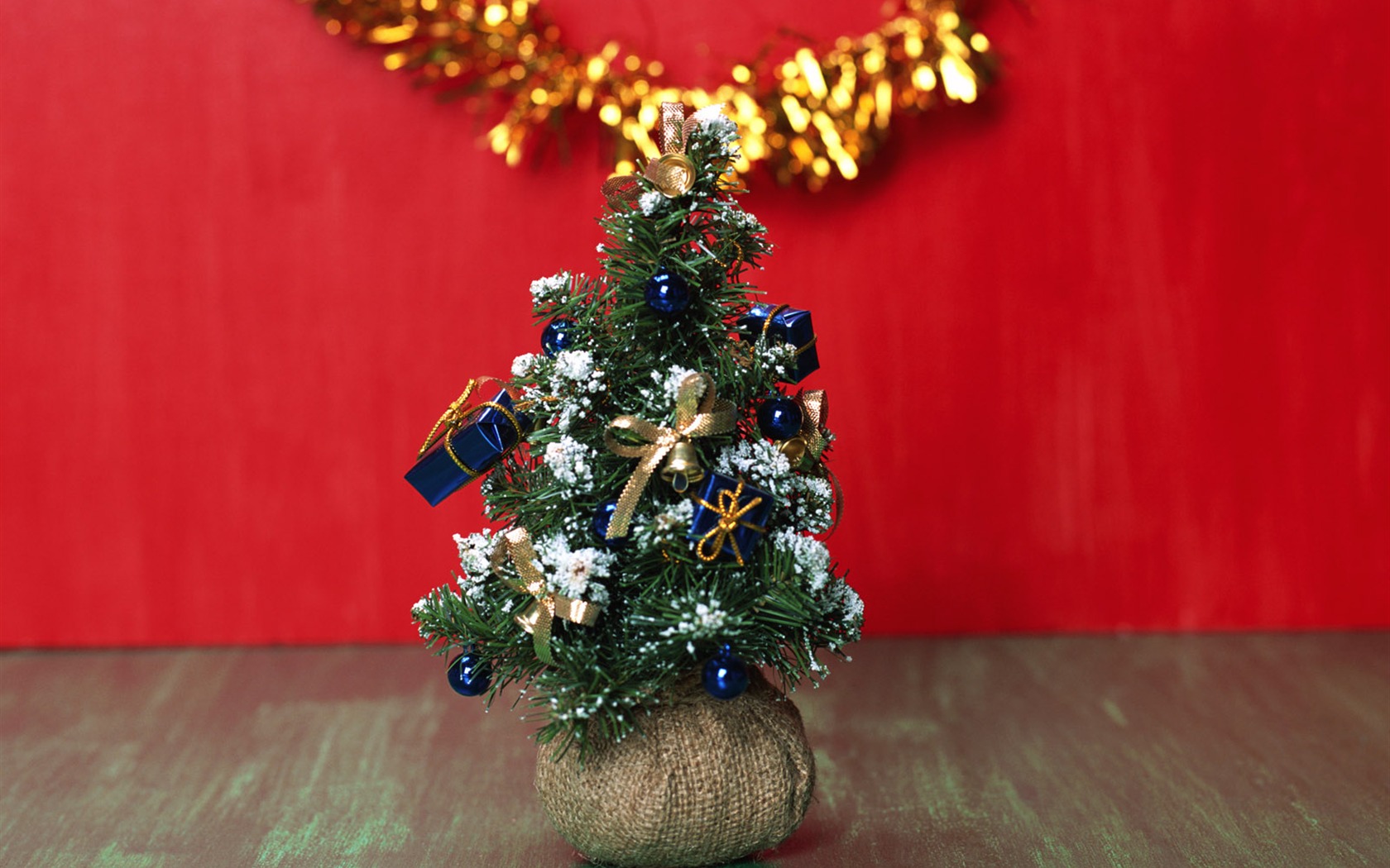Christmas landscaping series wallpaper (8) #17 - 1680x1050
