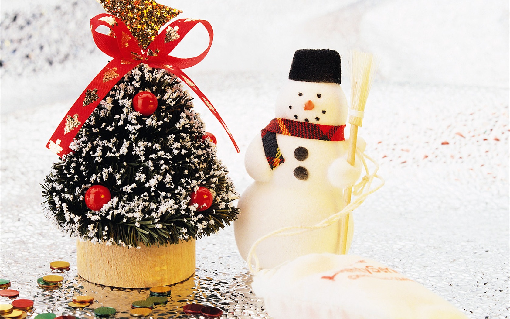 Christmas landscaping series wallpaper (12) #19 - 1680x1050