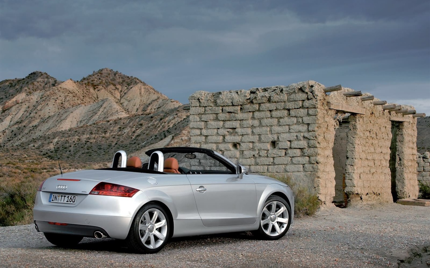 Audi TT Roadster 3.2 Quattro壁紙 #11 - 1680x1050