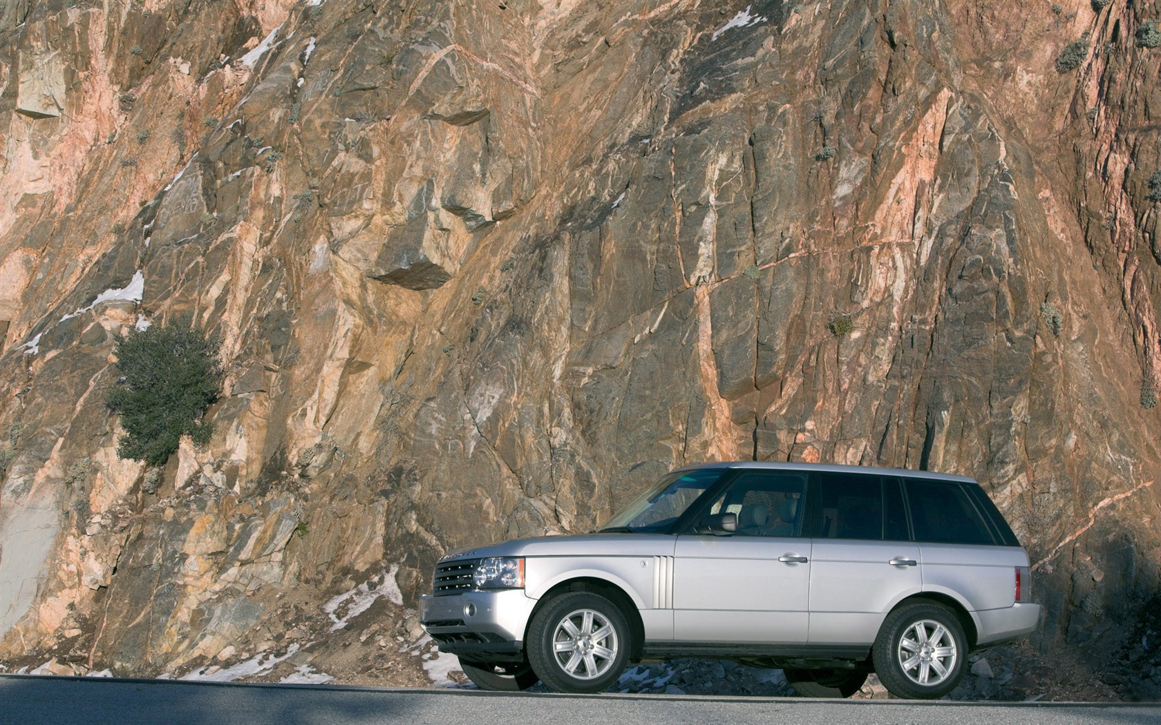 Tapety Land Rover Album #16 - 1680x1050