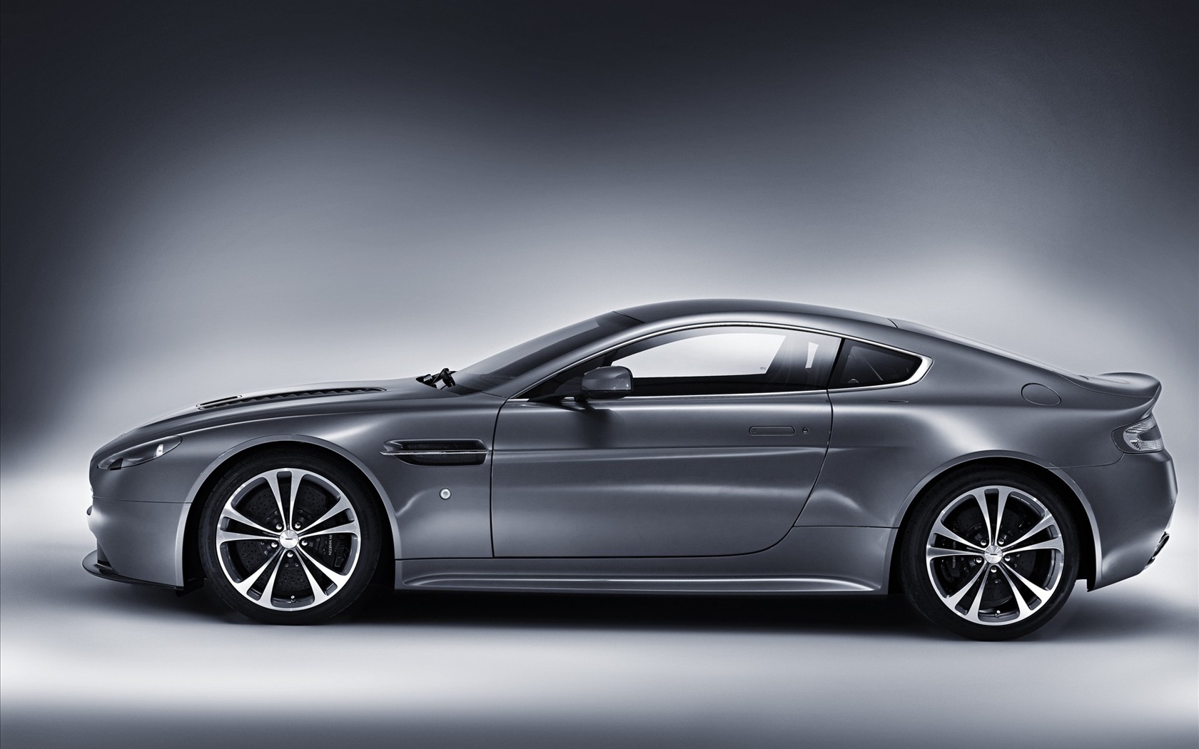 Aston Martin Fondos de pantalla (4) #10 - 1680x1050