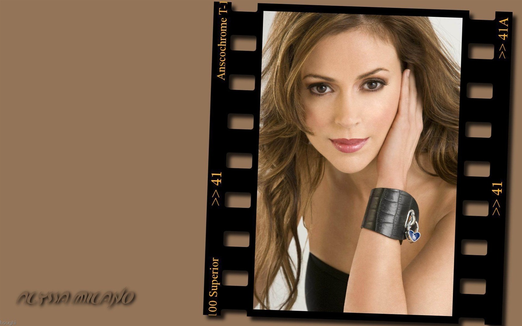 Alyssa Milano krásnou tapetu #16 - 1680x1050