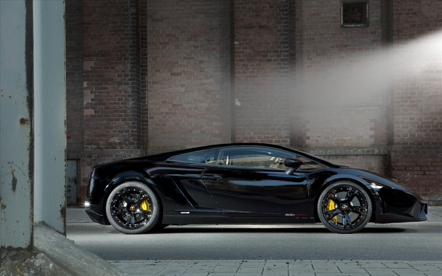 2010 Lamborghini fondo de pantalla #9 - 1680x1050