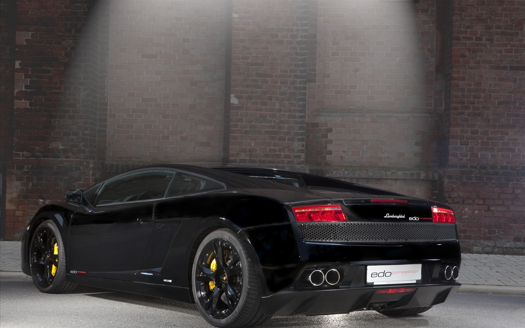 2010 Lamborghini fondo de pantalla #11 - 1680x1050