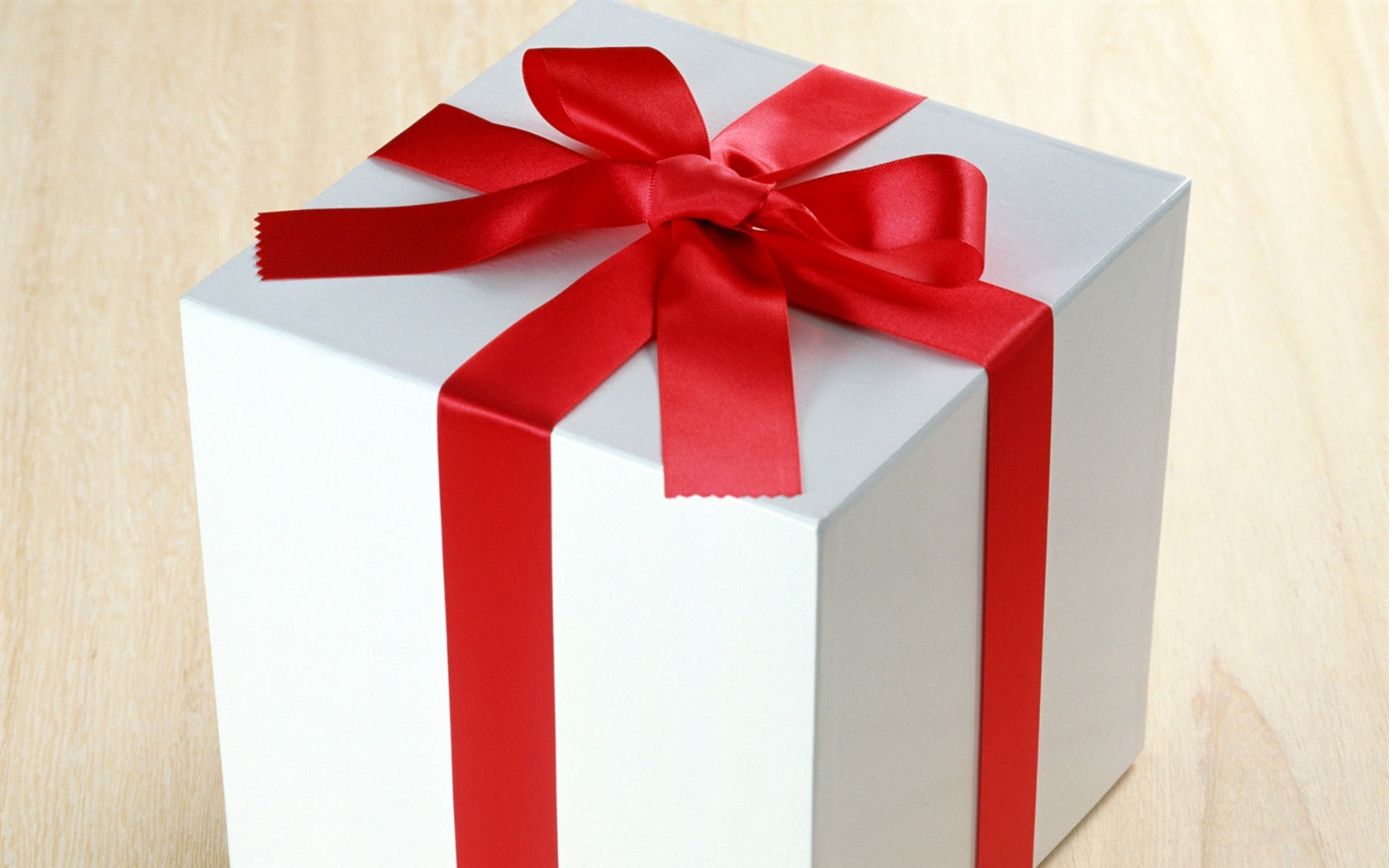 Gift wallpapers (2) #9 - 1680x1050