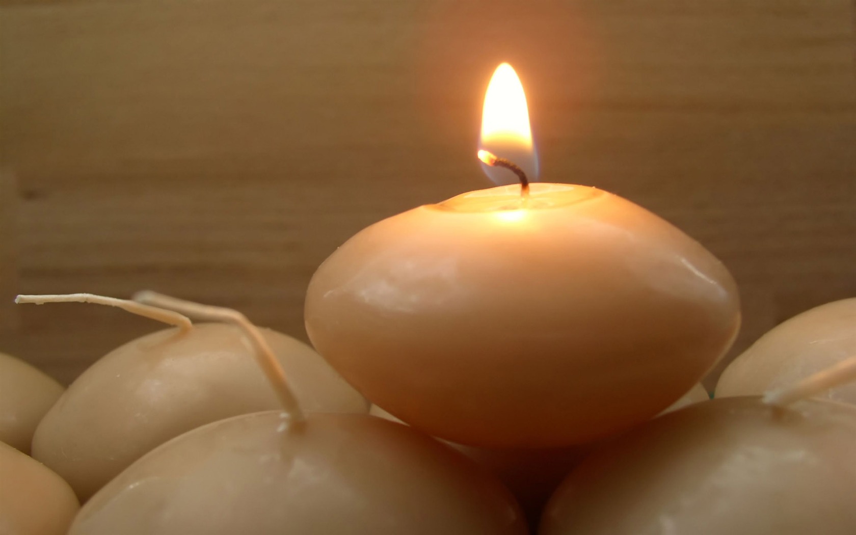 Candlelit wallpaper (4) #7 - 1680x1050
