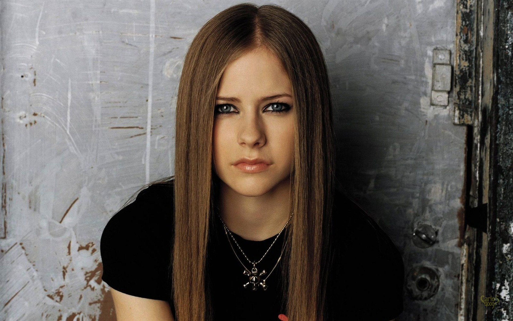 Avril Lavigne hermoso fondo de pantalla (2) #3 - 1680x1050