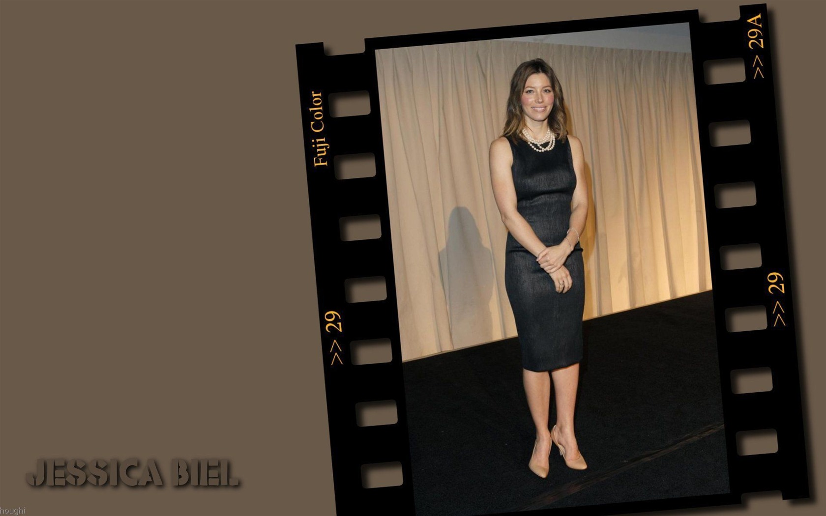 Jessica Biel krásnou tapetu #5 - 1680x1050