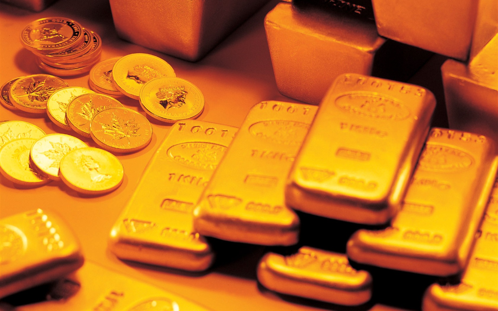 Gold tapety (1) #5 - 1680x1050