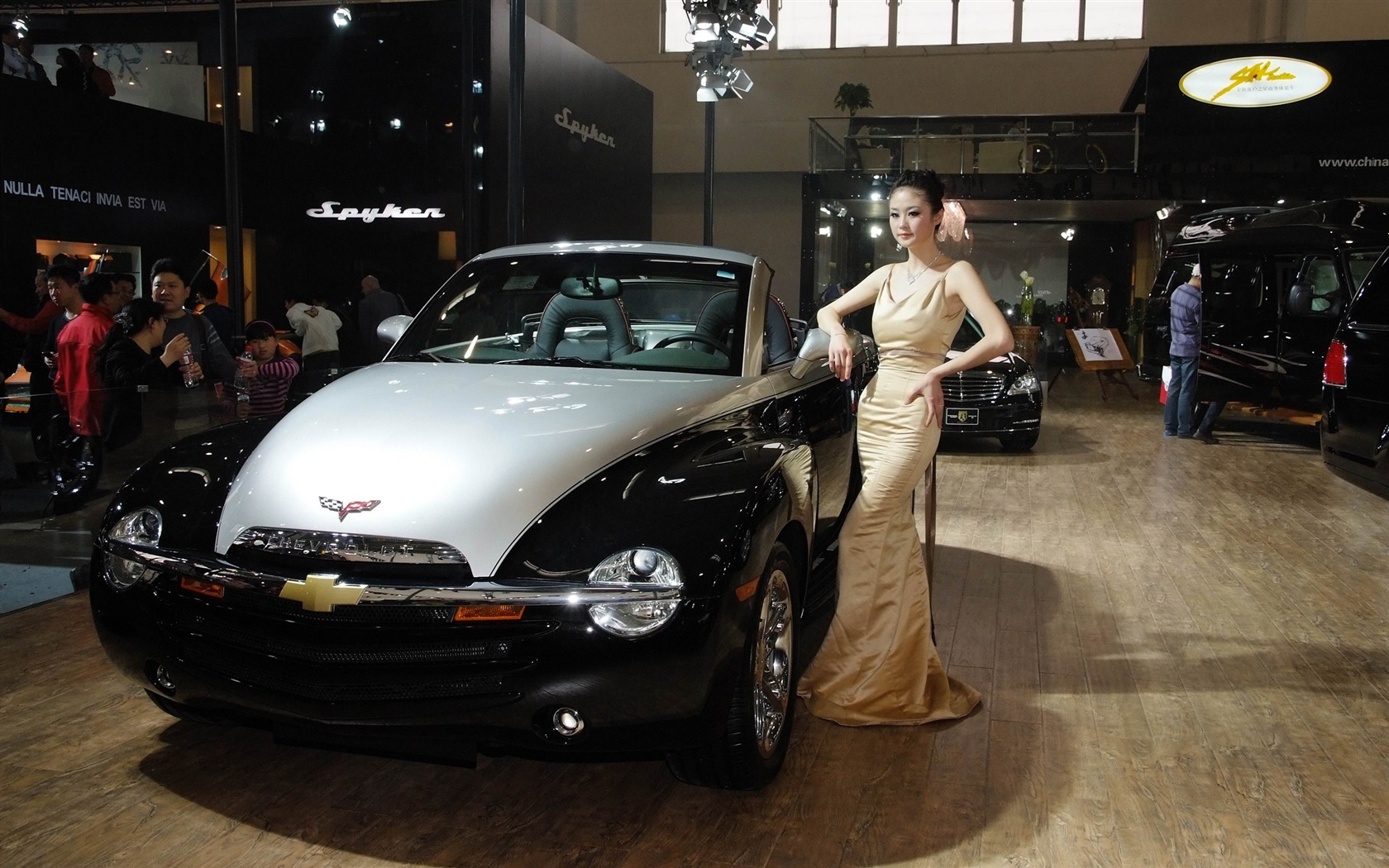 2010北京國際車展香車美女(螺紋鋼作品) #15 - 1680x1050