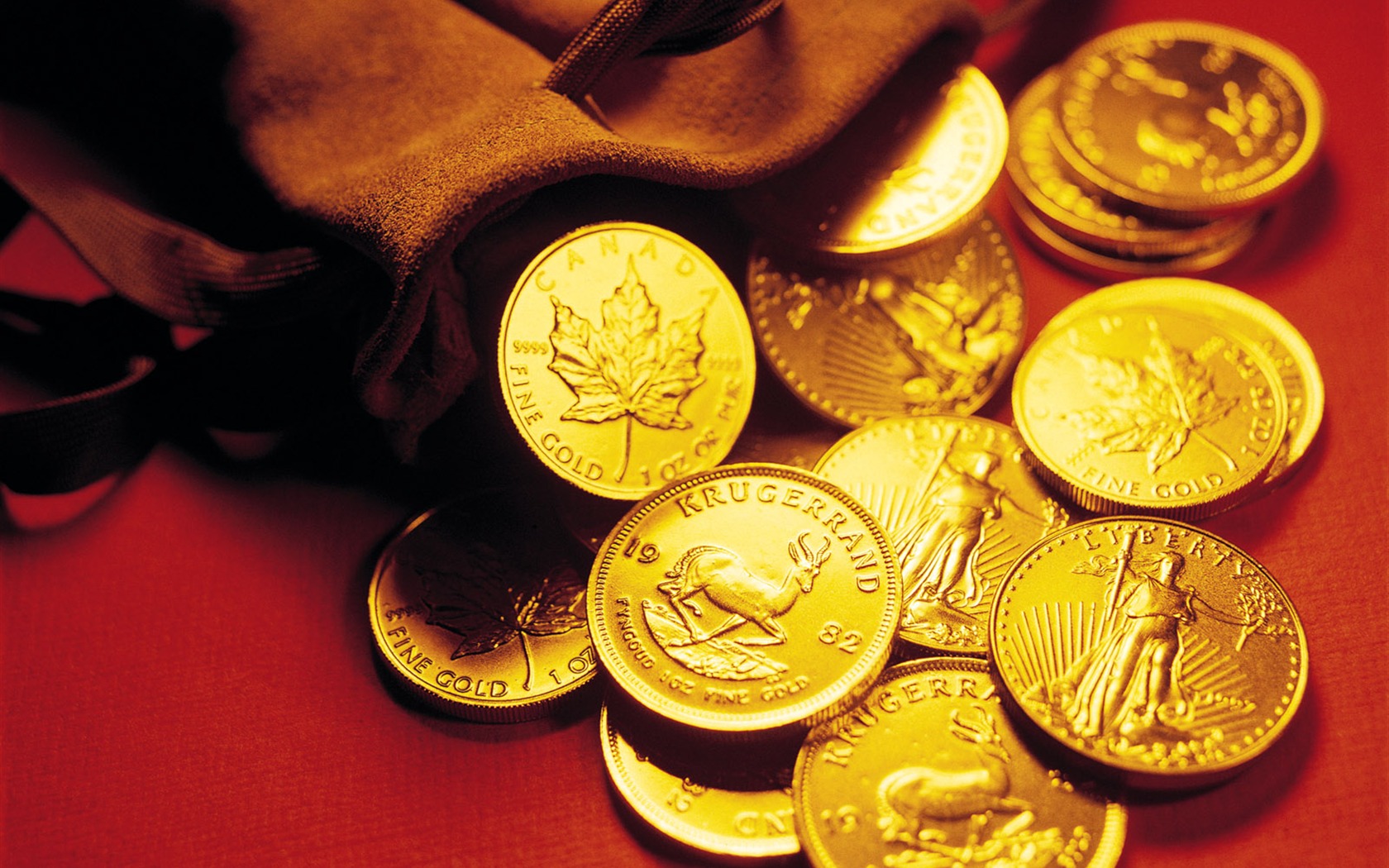 Gold wallpaper (2) #17 - 1680x1050