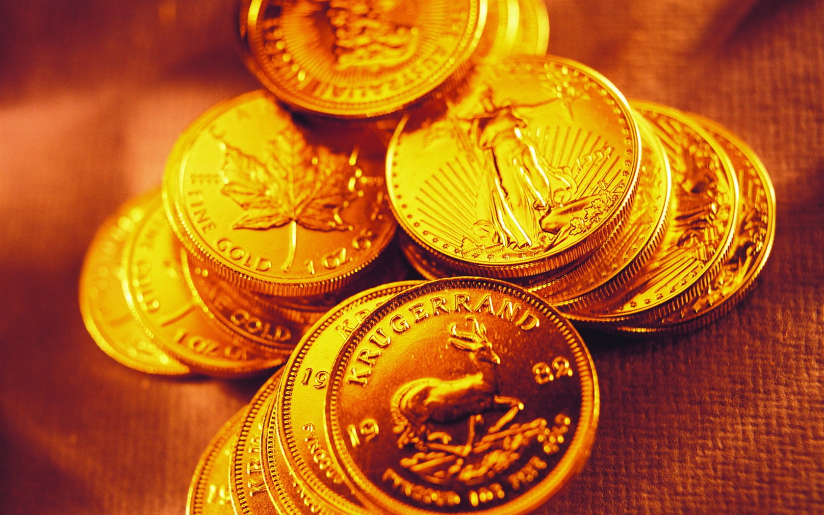 Gold wallpaper (2) #19 - 1680x1050