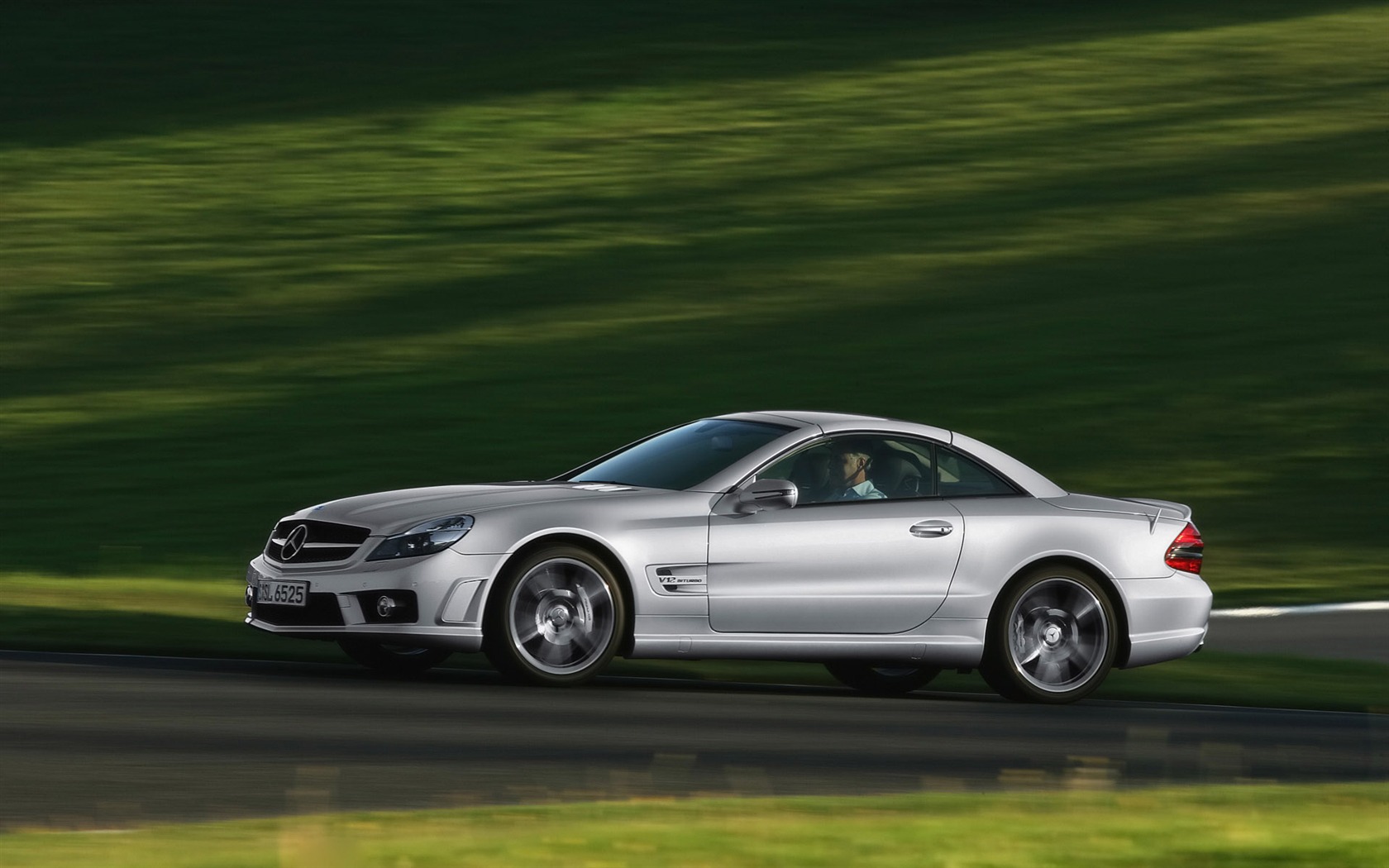 Mercedes tapety (2) #18 - 1680x1050