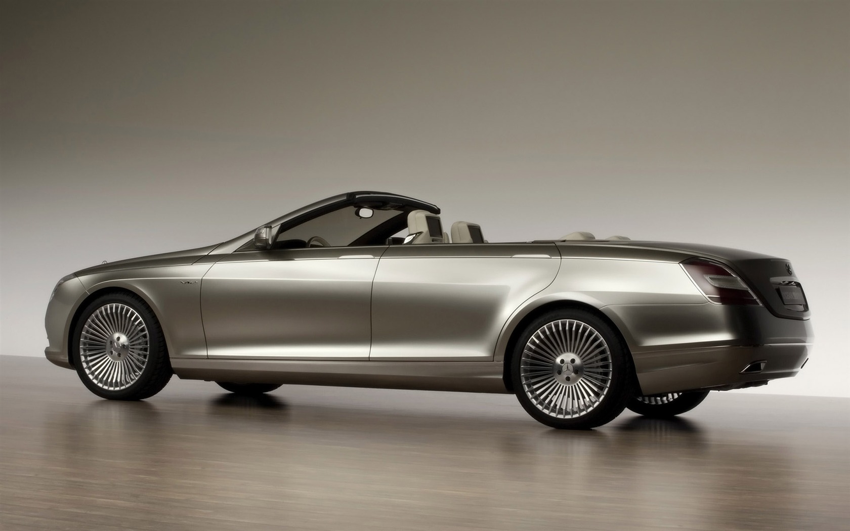 Mercedes tapety (4) #15 - 1680x1050