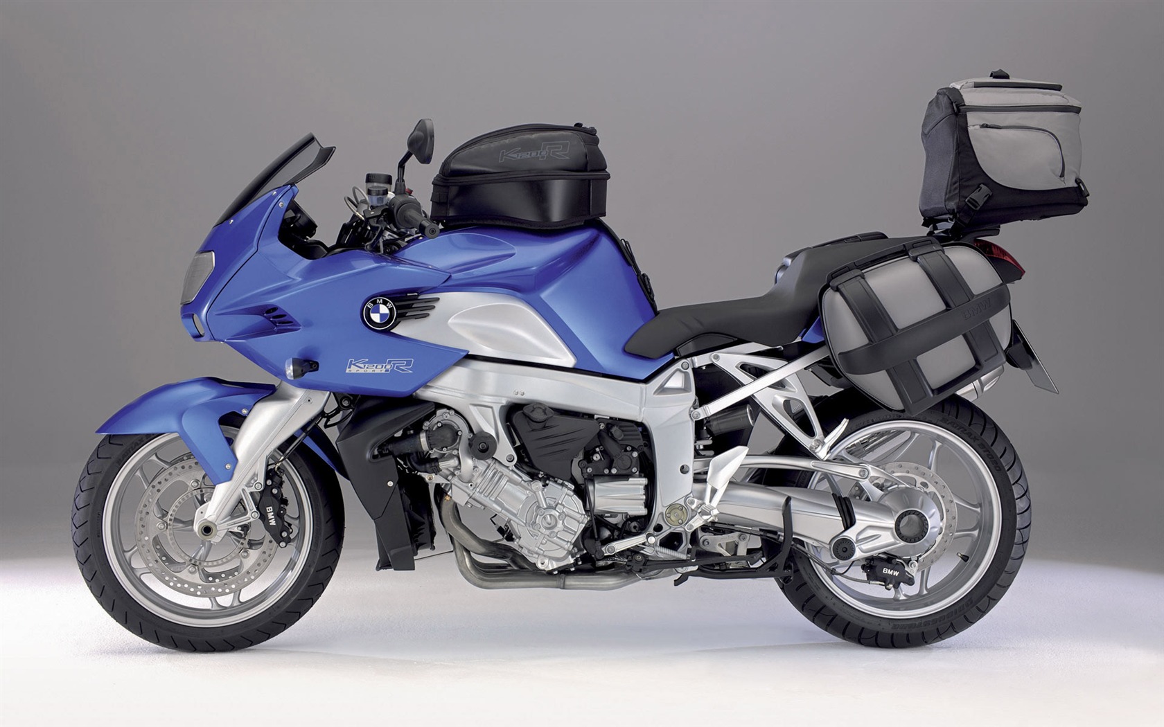 BMW motocykl tapety (2) #2 - 1680x1050