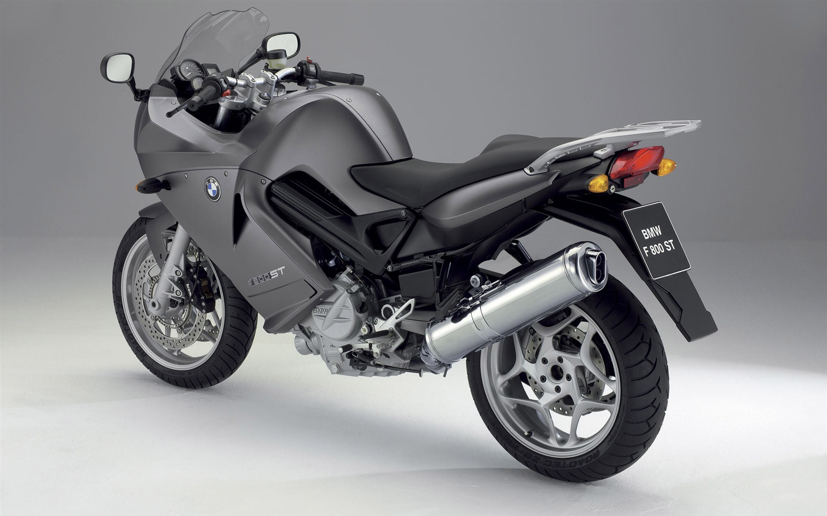 BMW motocykl tapety (3) #2 - 1680x1050