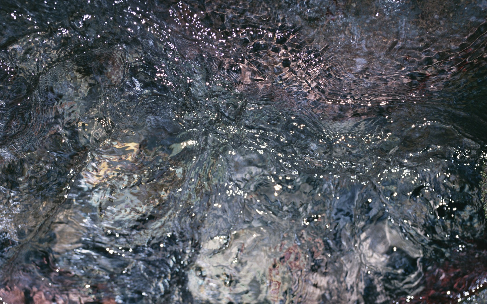 Stream Celovečerní Wallpaper (2) #13 - 1680x1050