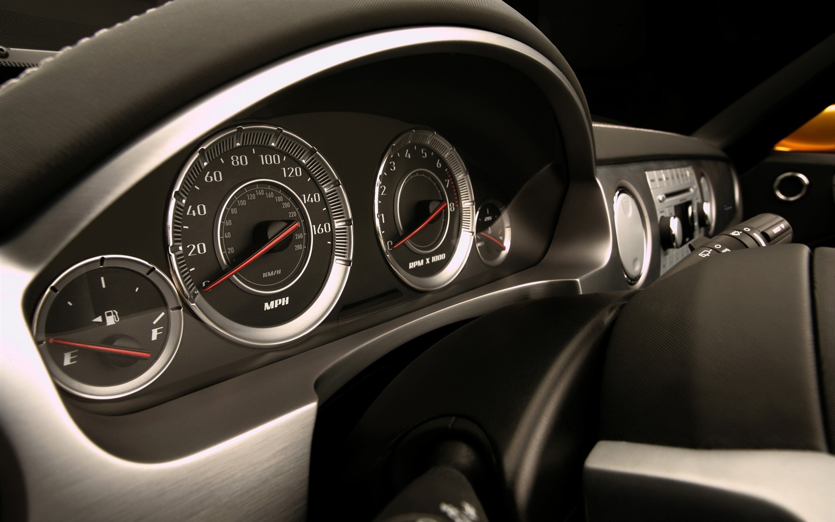 Automobilový místní Celovečerní wallpaper (3) #3 - 1680x1050
