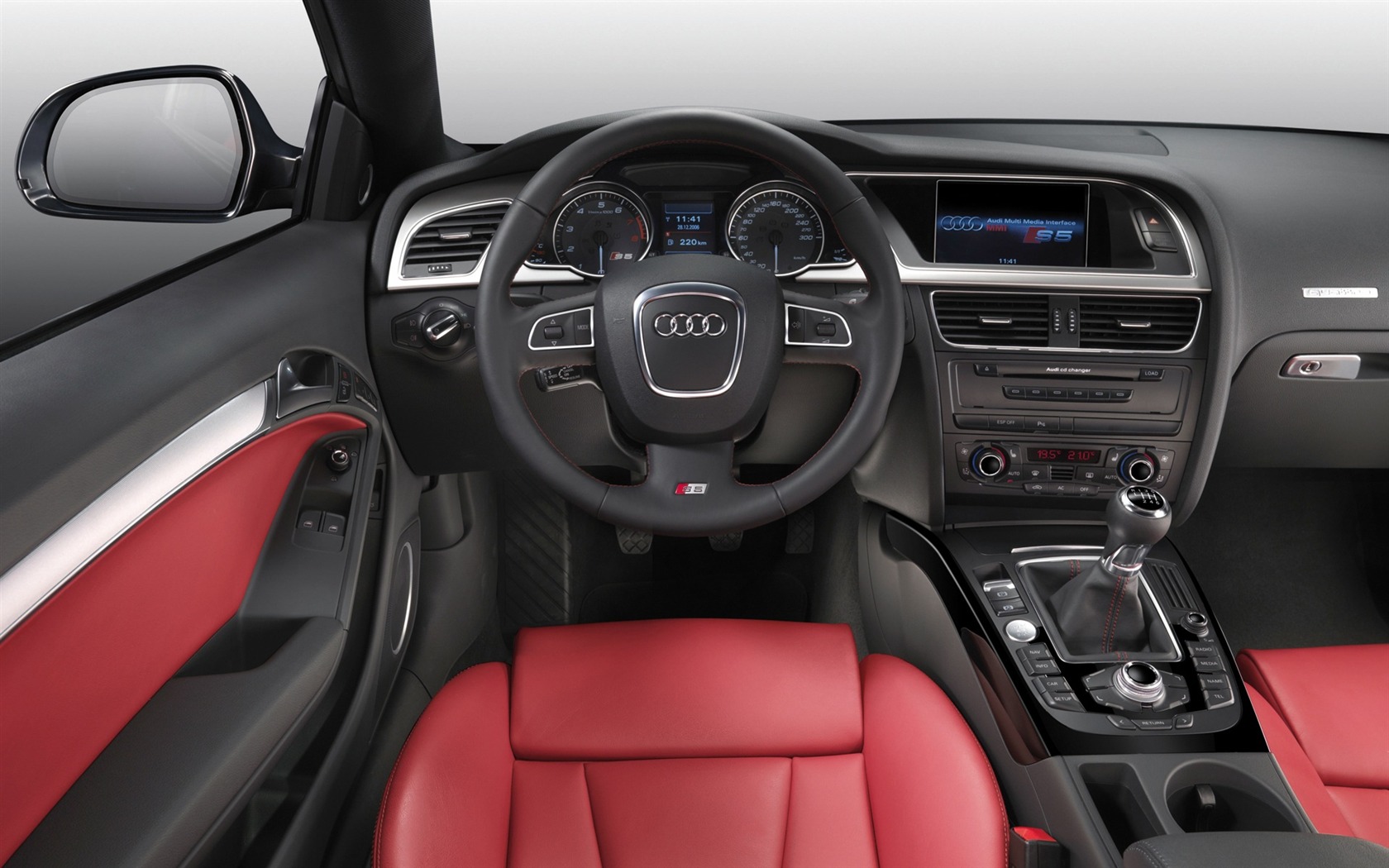 Automobilový místní Celovečerní wallpaper (4) #15 - 1680x1050