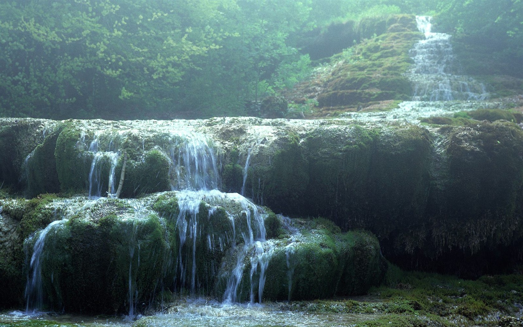 Waterfall streams wallpaper (7) #15 - 1680x1050