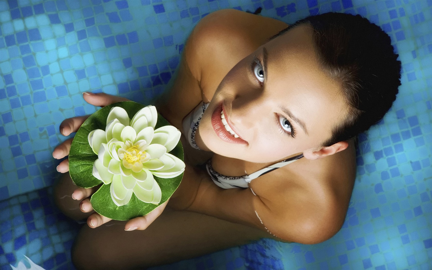 SPA Featured wallpaper (1) #12 - 1680x1050