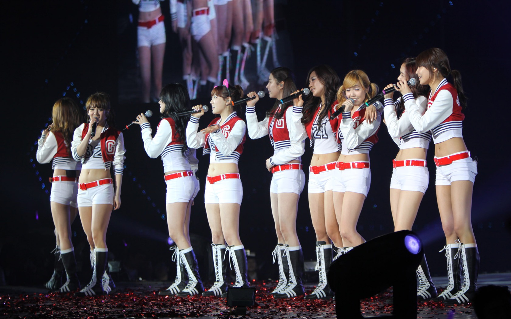 Fond d'écran Girls Generation concert (1) #19 - 1680x1050