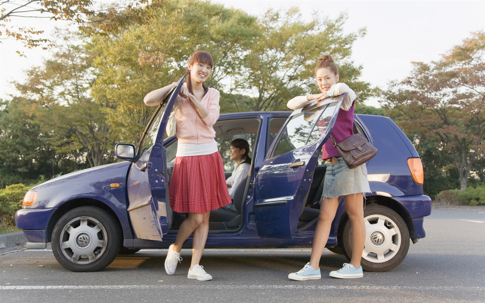 Lives of women HD wallpaper (6) #6 - 1680x1050