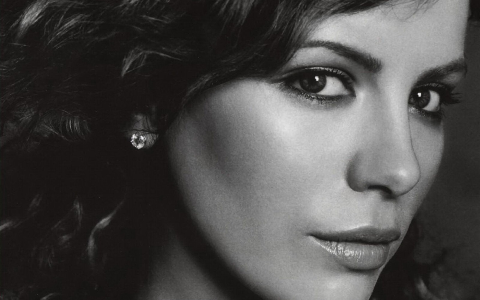 Kate Beckinsale hermoso fondo de pantalla (2) #17 - 1680x1050