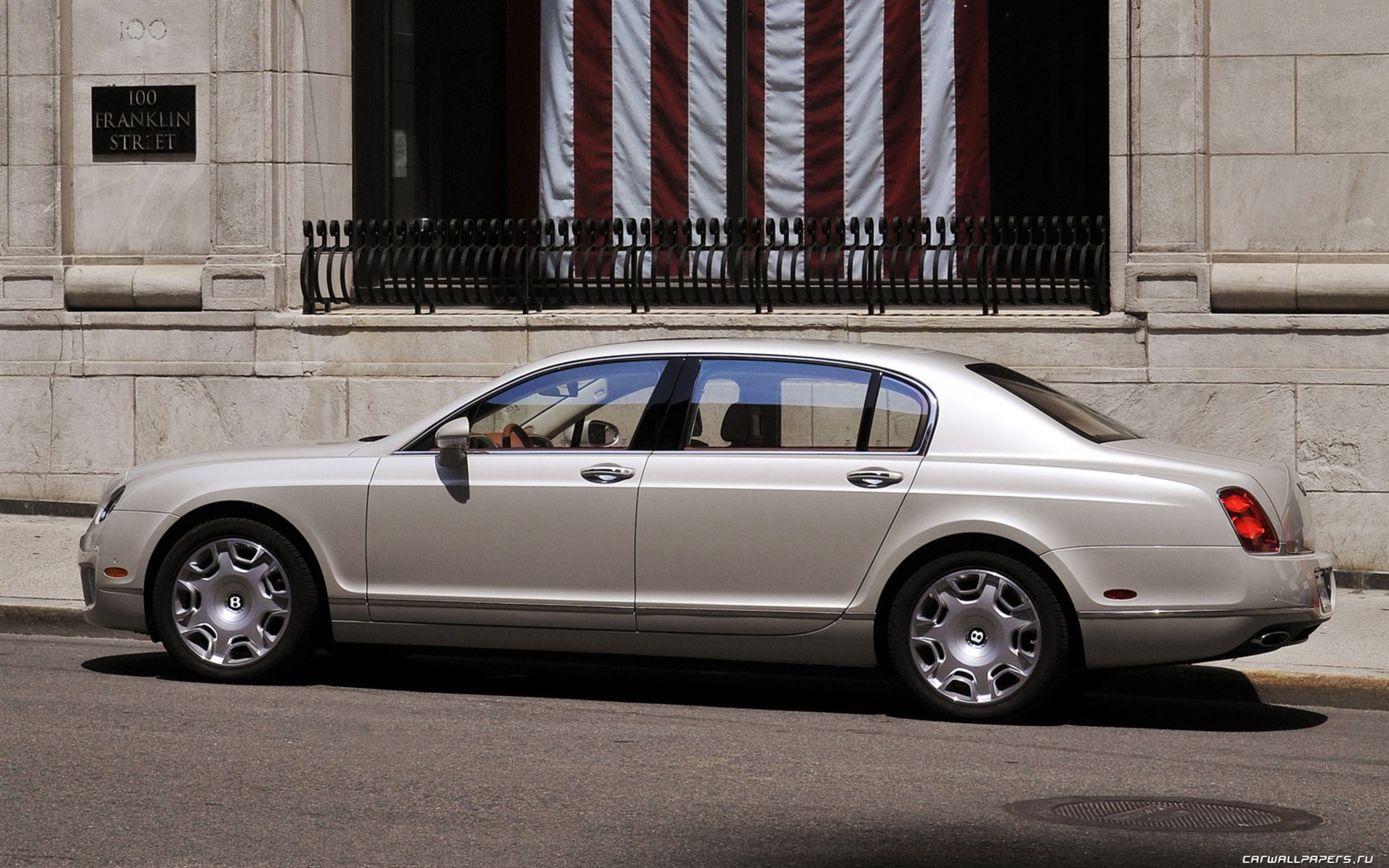 Bentley Continental Flying Spur - 2008 HD tapetu #12 - 1680x1050