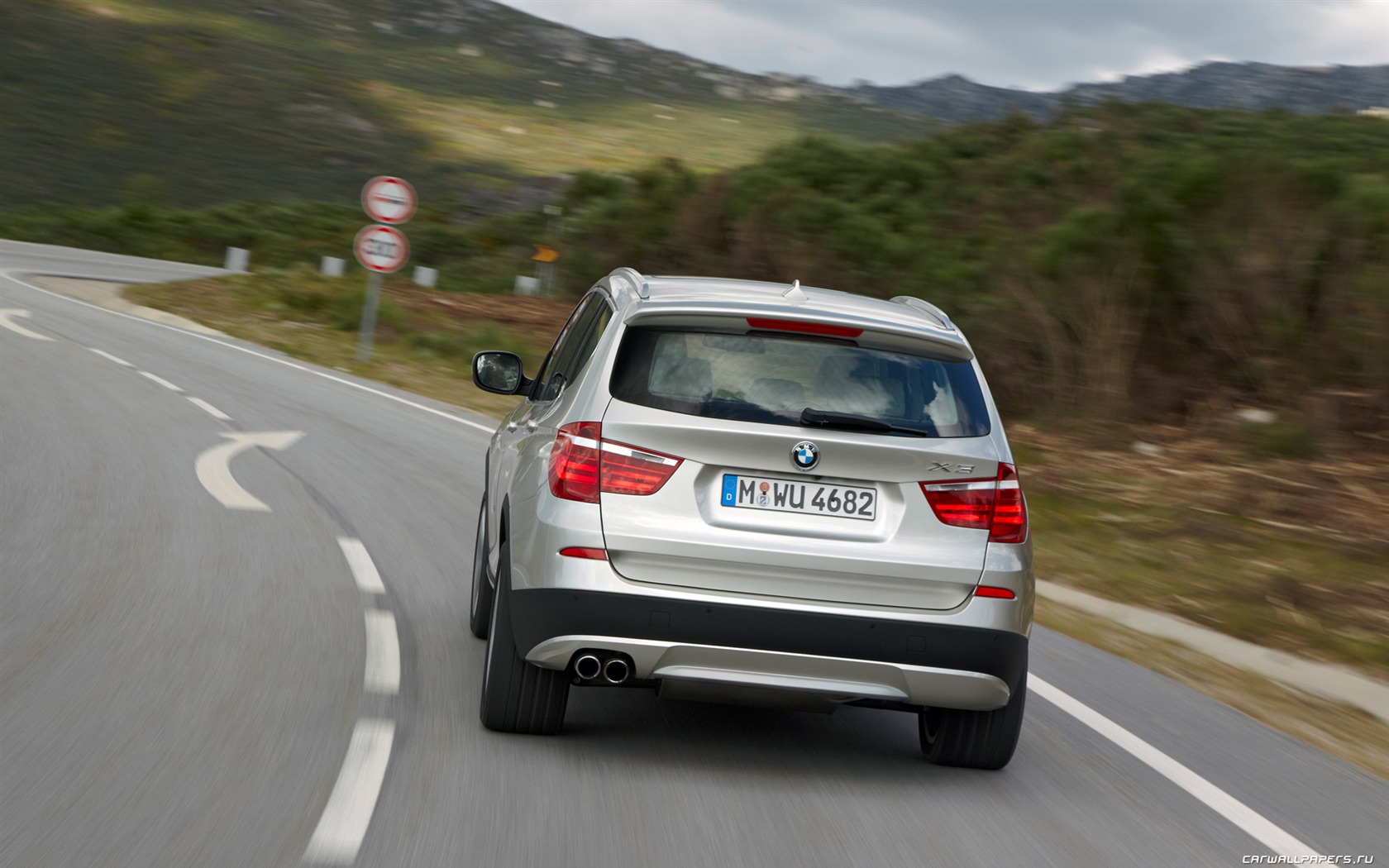 BMW X3 xDrive35i - 2010 宝马(一)37 - 1680x1050