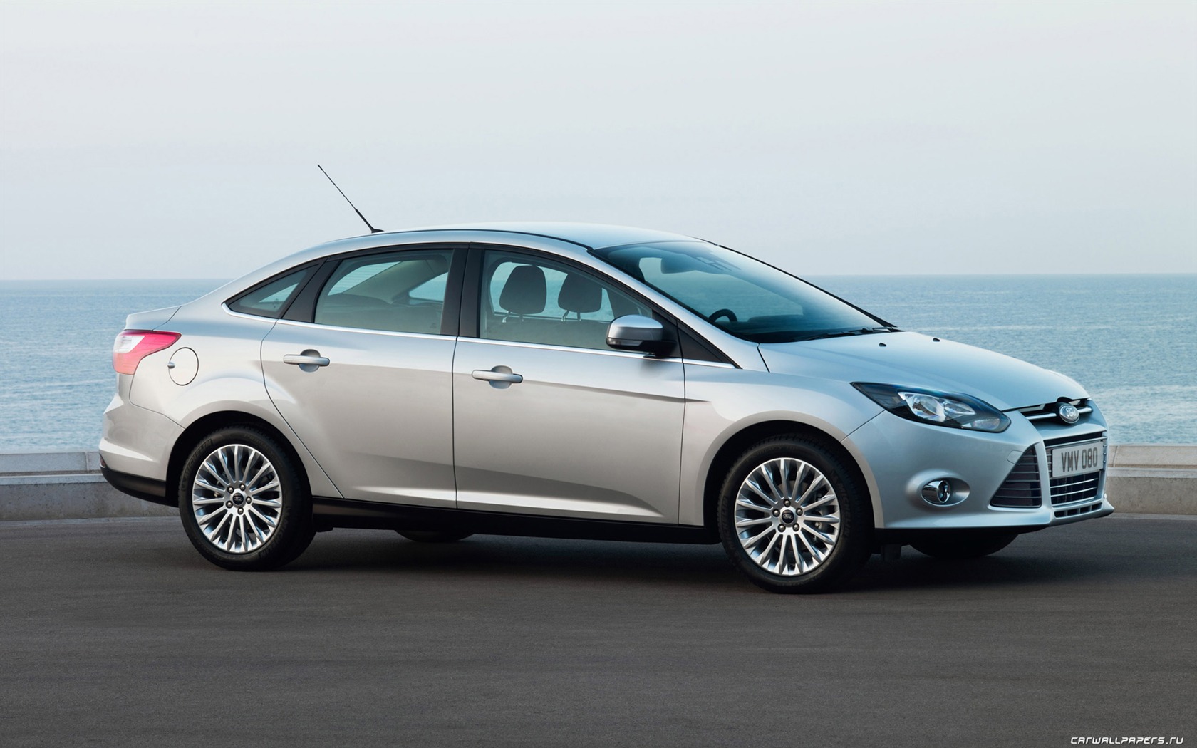 Ford Focus Sedan - 2011 HD tapetu #9 - 1680x1050