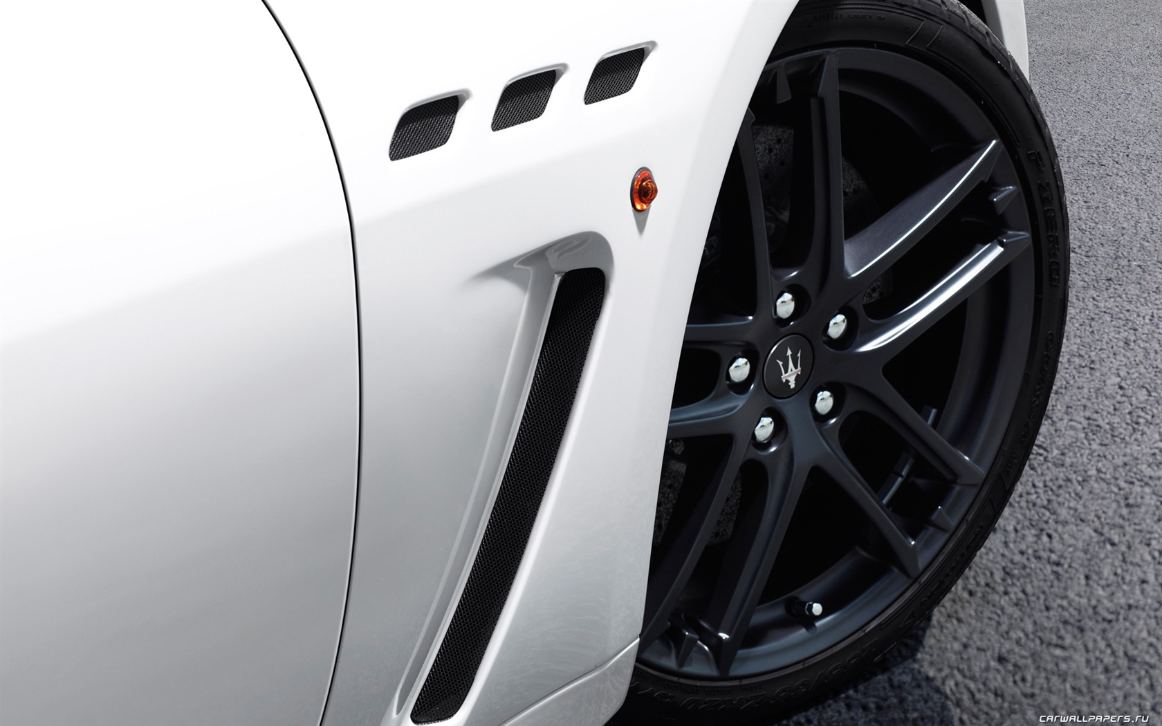 Maserati GranTurismo MC Stradale - 2010 HD tapetu #12 - 1680x1050